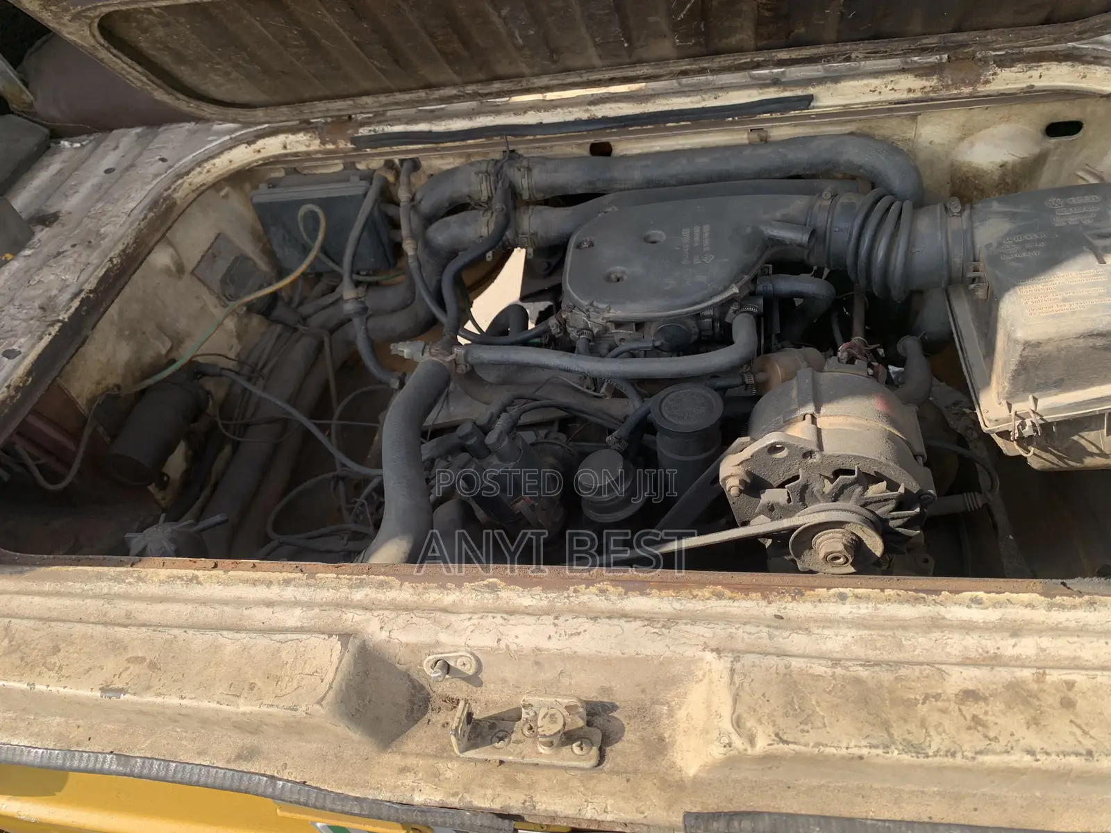 Volkswagen Transporter 1999 Yellow