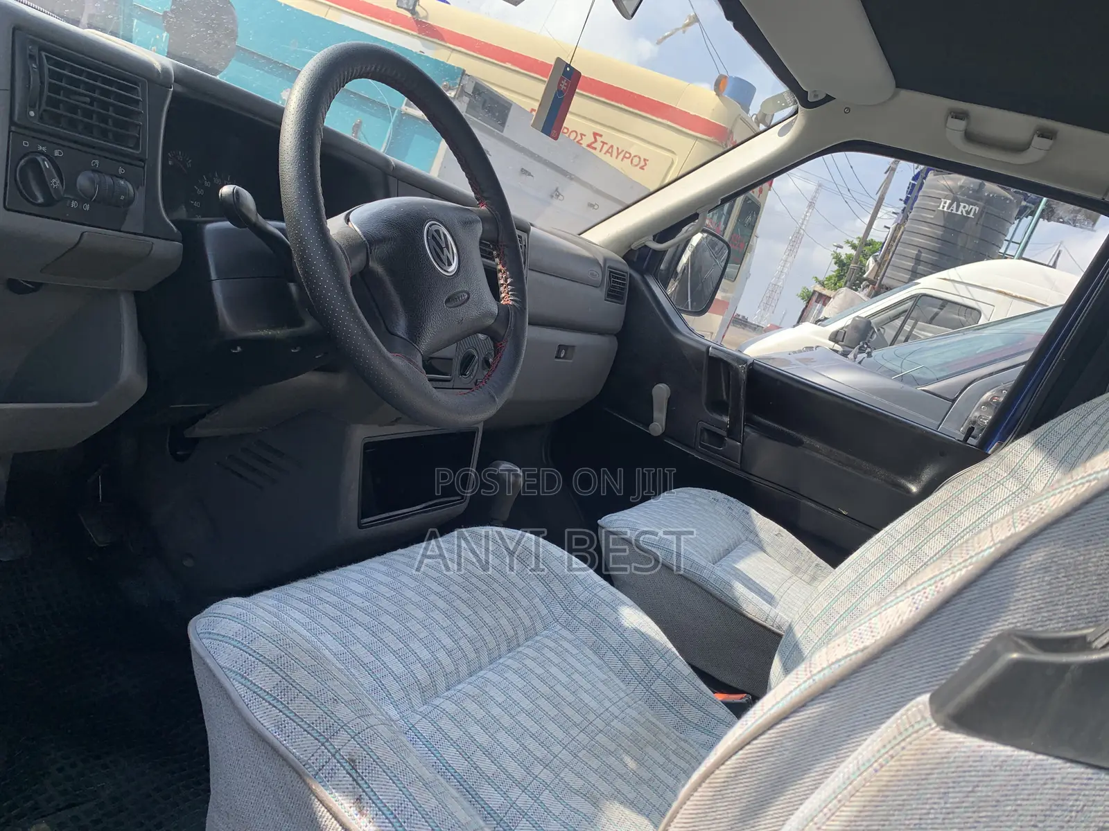 Volkswagen Transporter 2000 White