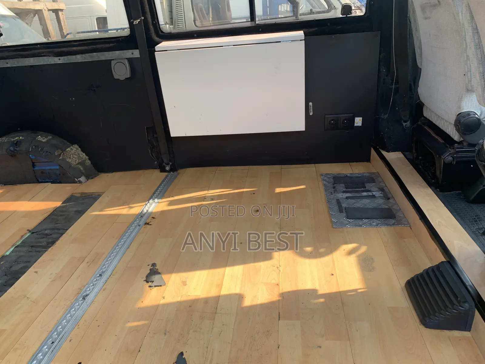Volkswagen Transporter 2000 White