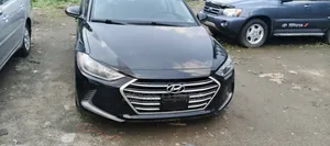Hyundai Elantra SE Sedan FWD (2.0L 4cyl 6M) 2017 Black