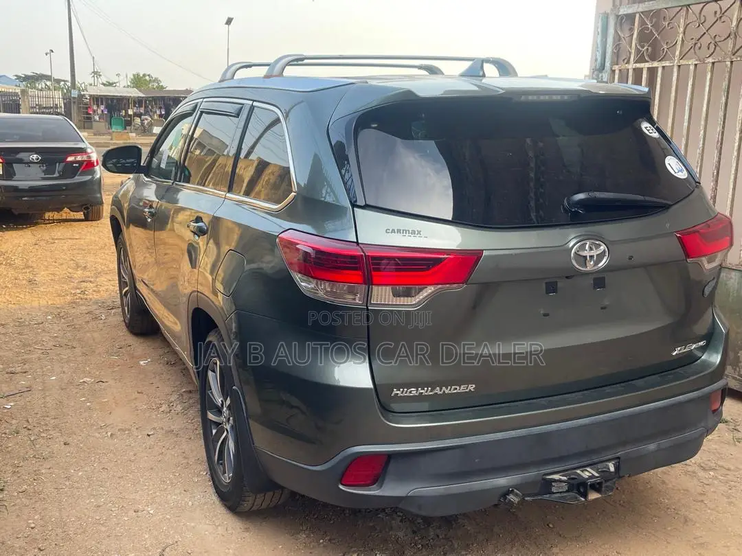 Toyota Highlander 2018 Green