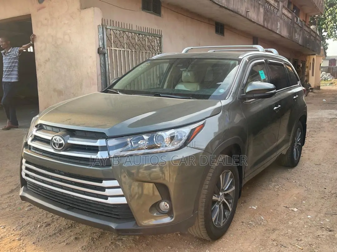 Toyota Highlander 2018 Green
