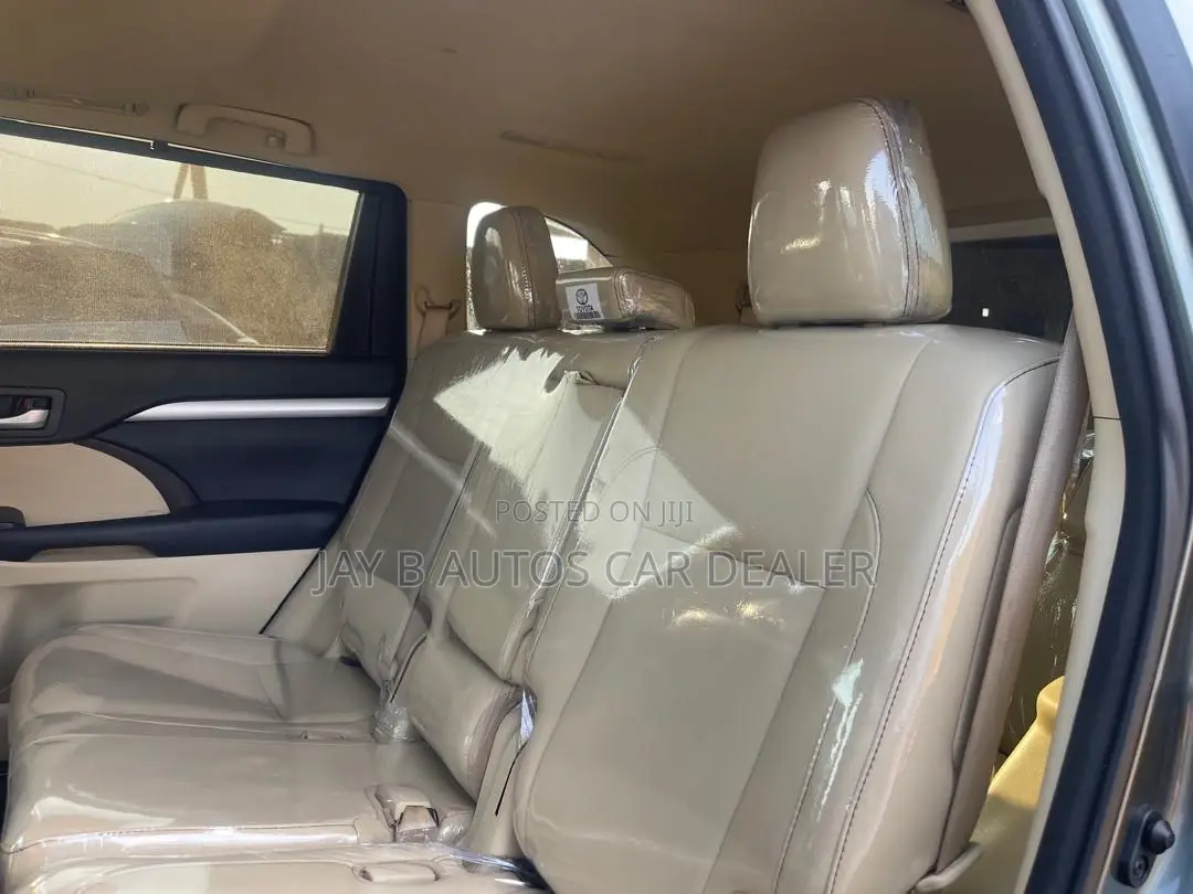 Toyota Highlander 2018 Green