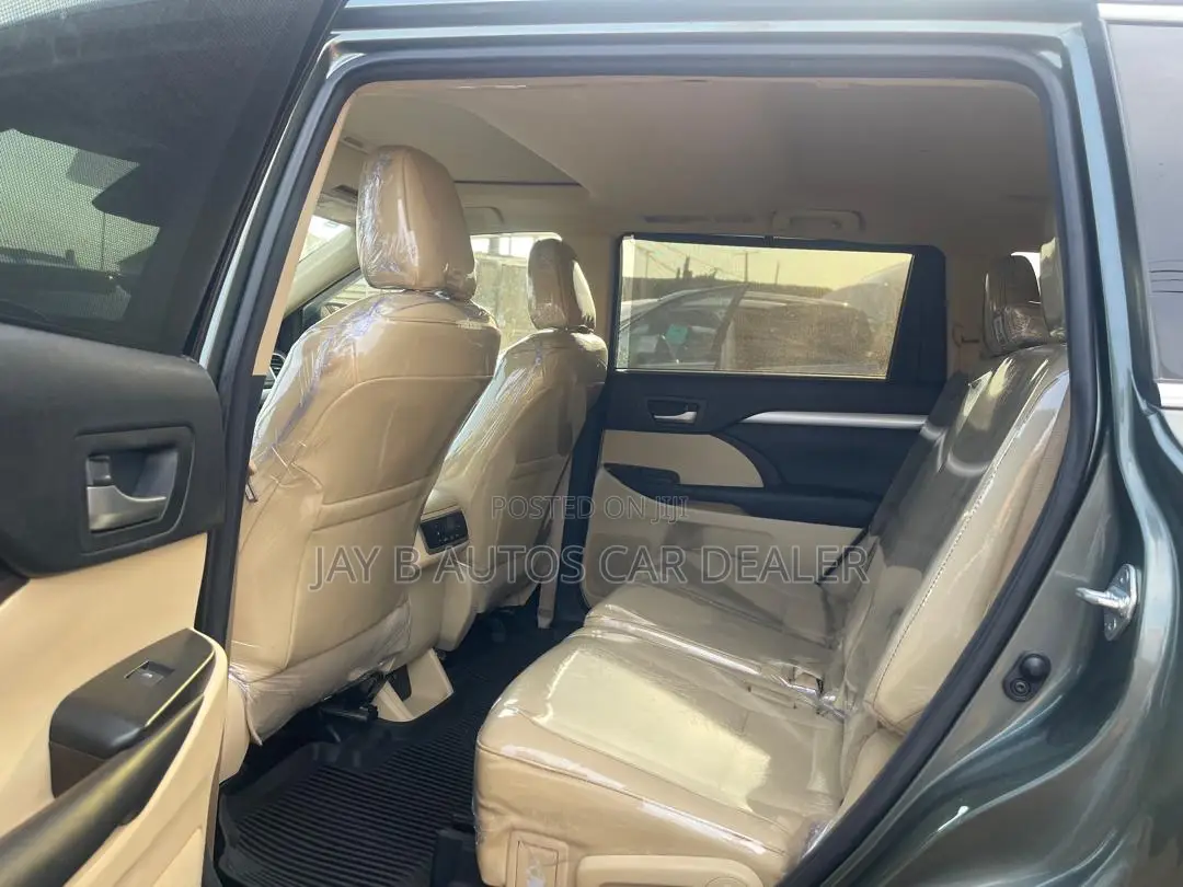 Toyota Highlander 2018 Green