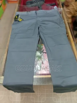 Classic Men's Chinos