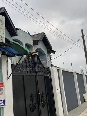 Furnished 3bdrm Block of Flats in Avoseh Zone, GRA Phase 1 for rent