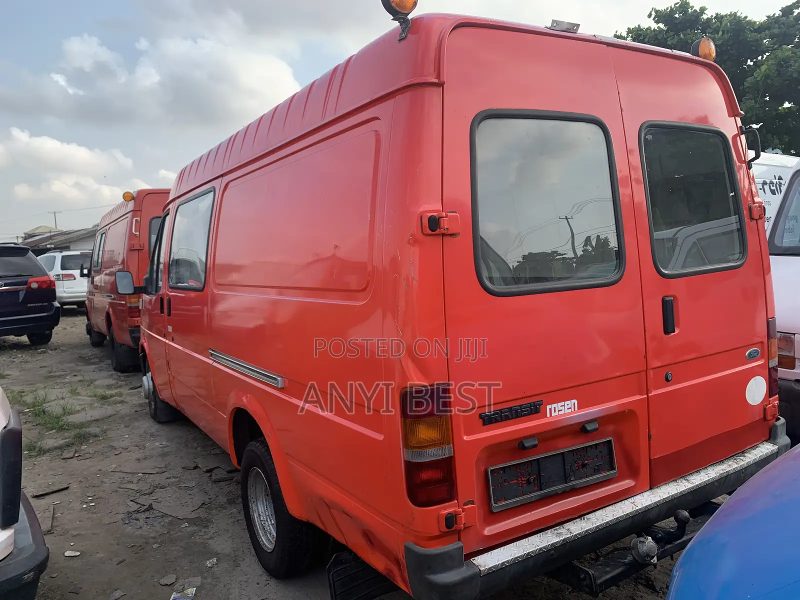 Ford Transit 2005 Red