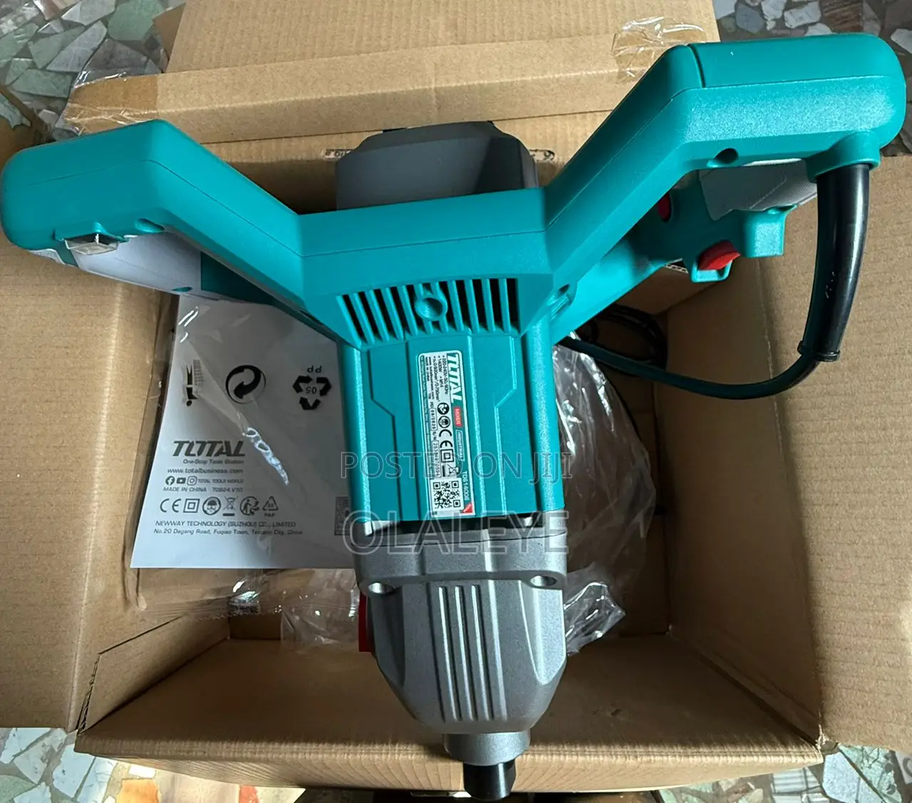 Total 1400w Mixer
