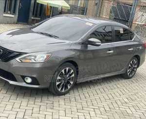 Nissan Sentra SR 2017 Gray