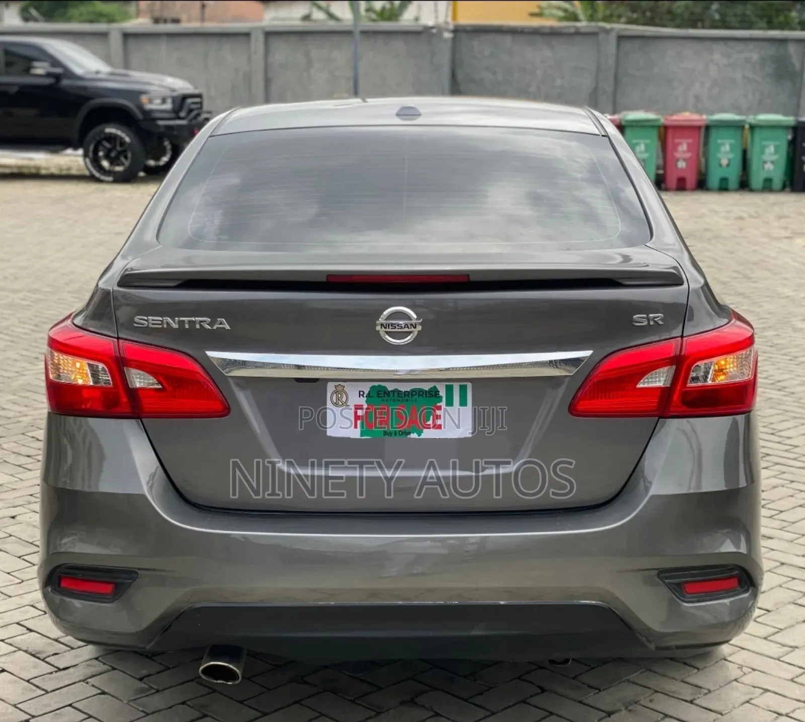 Nissan Sentra SR 2017 Gray