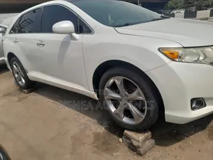 Toyota Venza 2011 White