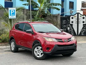 Toyota RAV4 LE 4dr SUV (2.5L 4cyl 6A) 2015 Red