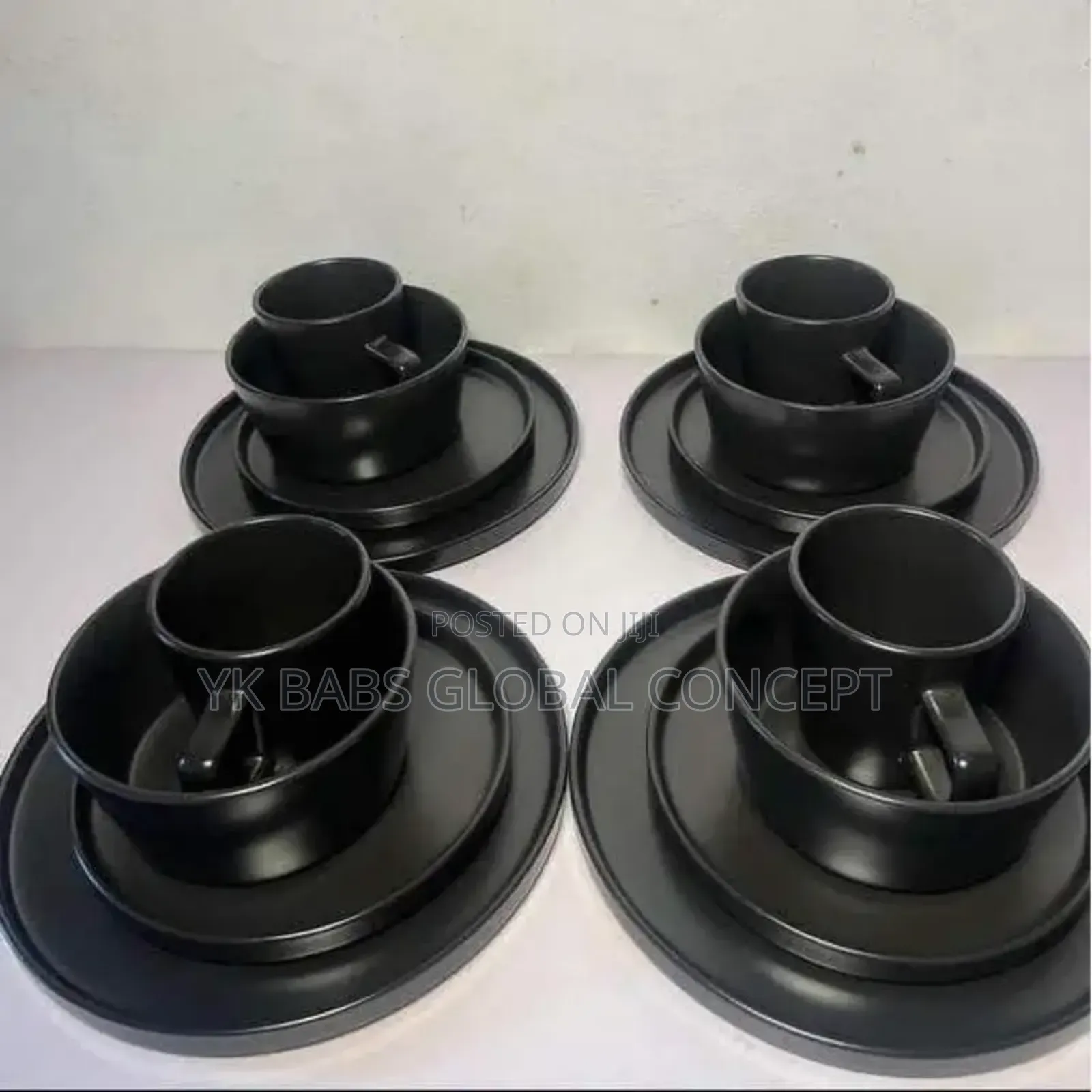 16 Pics Dinner Set