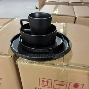 16 Pics Dinner Set