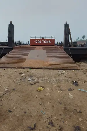 1000-1500mt Ramp And Tugboat Barge For Hire