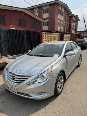 Hyundai Sonata 2011 Silver