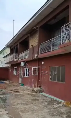 3bdrm Block of Flats in Ojodu Berger for sale