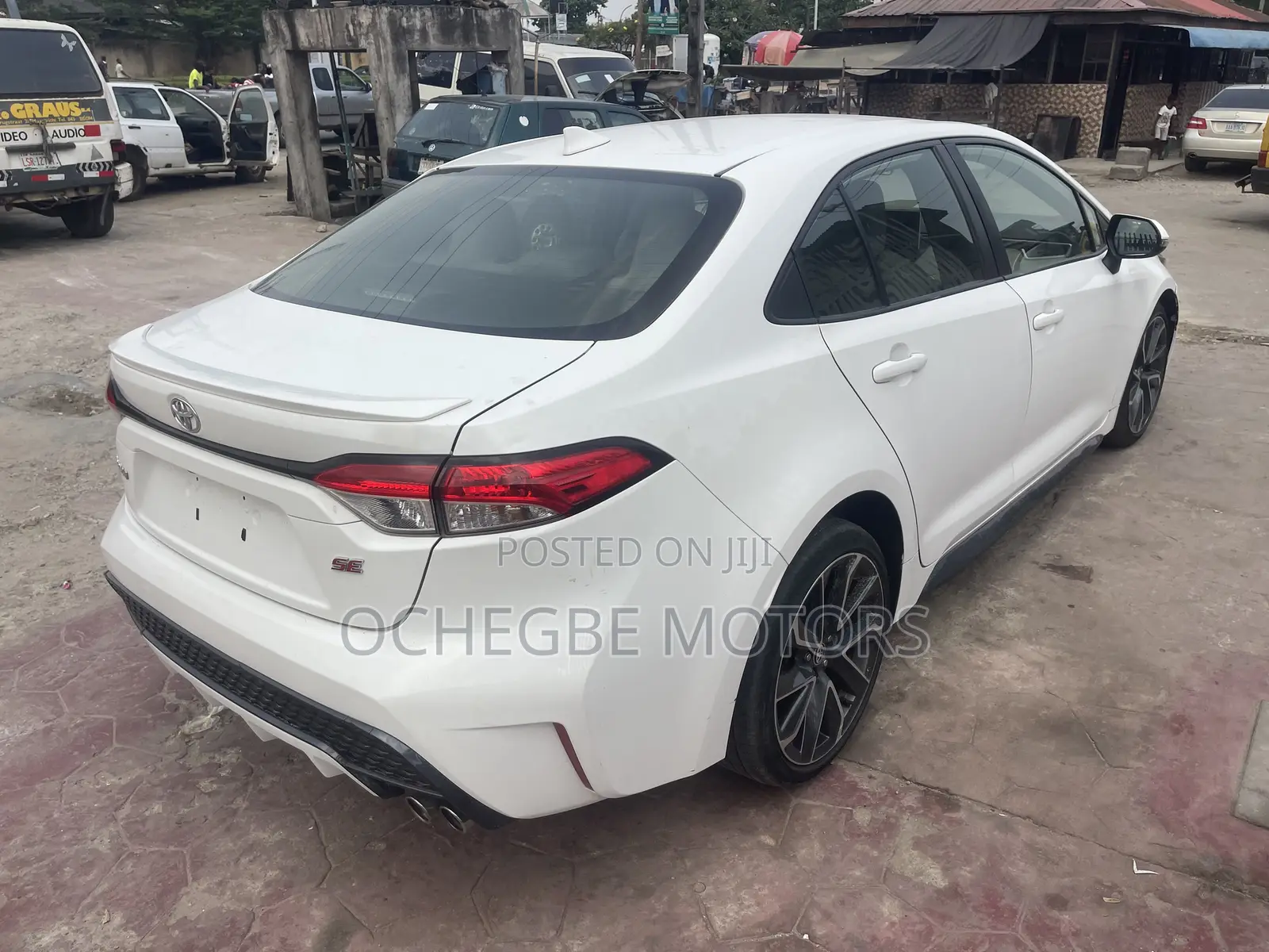 Toyota Corolla SE 2020 White