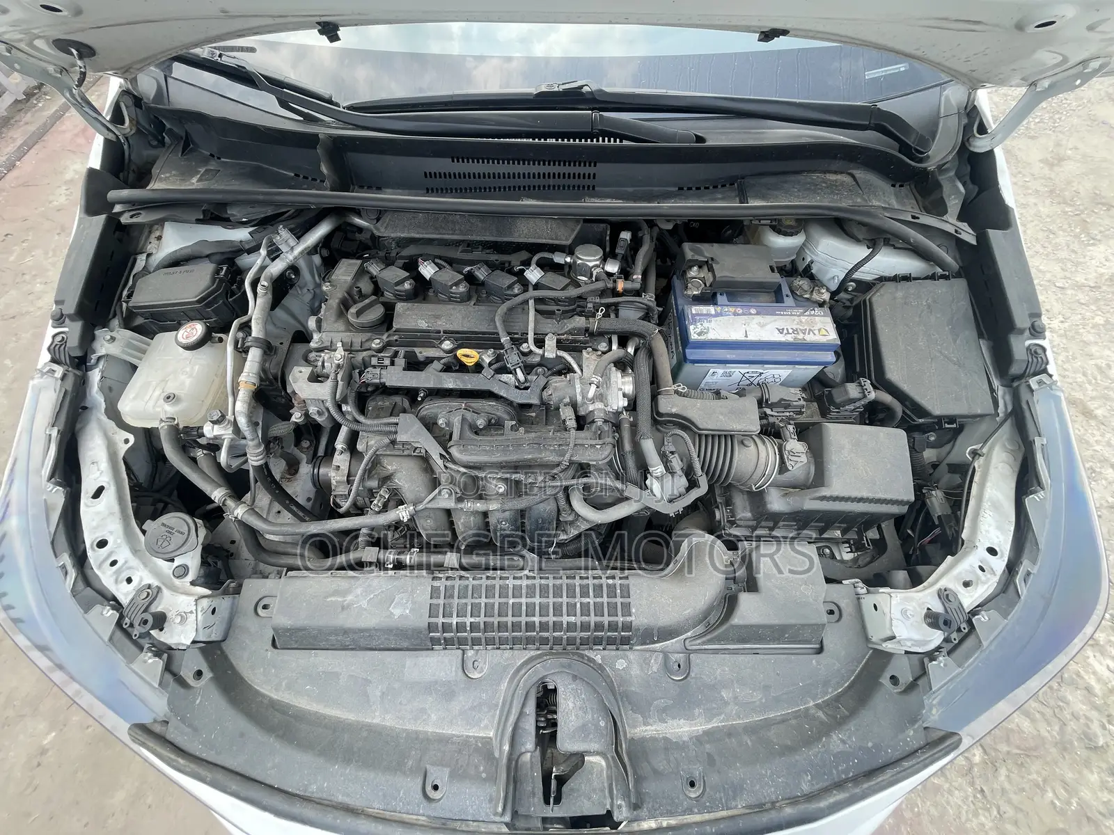 Toyota Corolla SE 2020 White