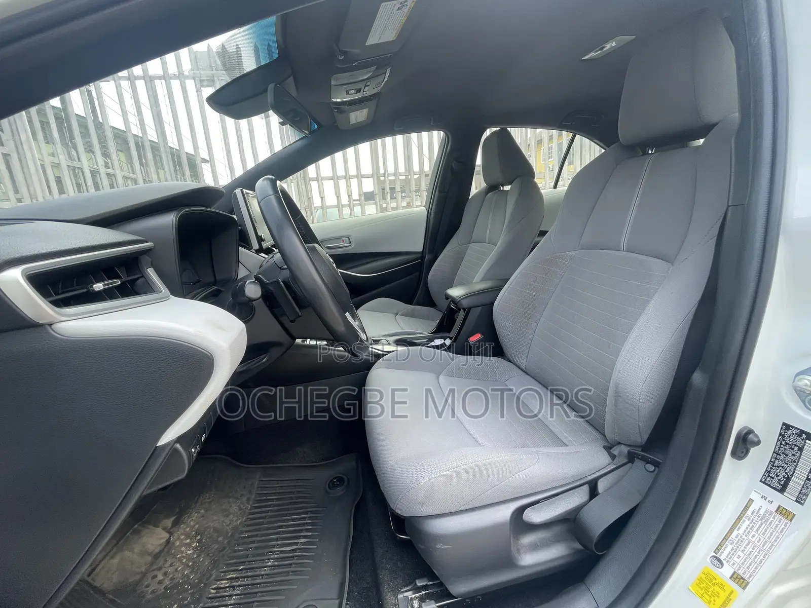 Toyota Corolla SE 2020 White