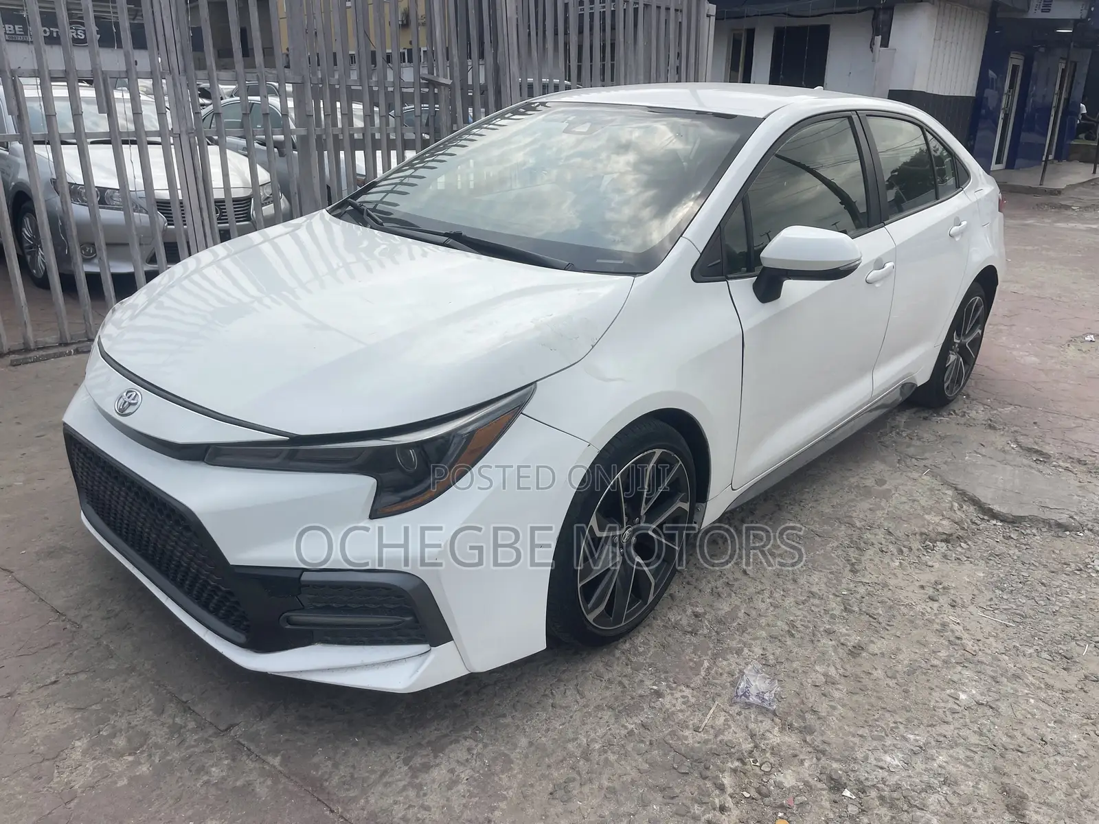 Toyota Corolla SE 2020 White