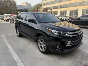 Toyota Highlander 2021 Black