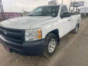 Chevrolet Silverado 2008 Model Truck
