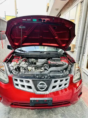 Nissan Rogue 2015 Red