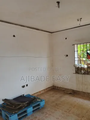 Mini Flat in Ayobo for rent