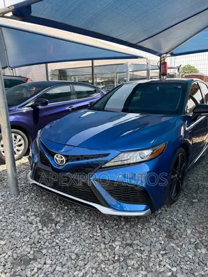 Toyota Camry XSE (2.5L 4cyl 8A) 2019 Blue