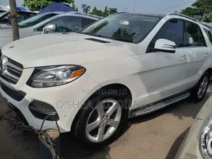 Mercedes-Benz GLE-Class GLE 350d 4MATIC 2017 White