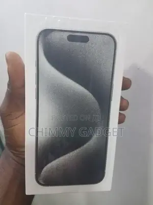 New Apple iPhone 15 Pro Max 256 GB