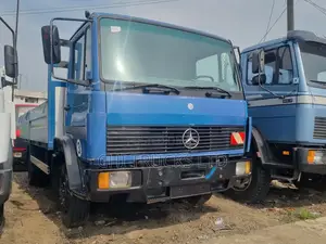 Mercedes Benz 814 Truck