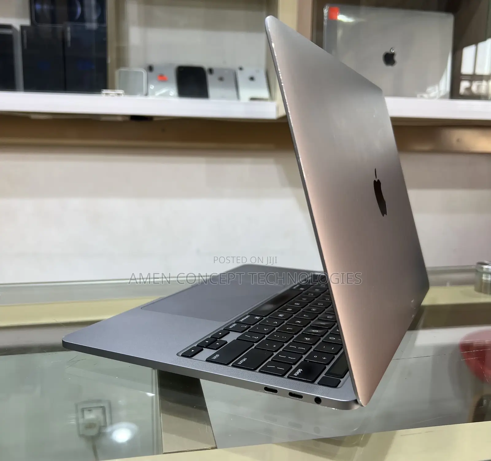 Laptop Apple MacBook Pro 2020 16GB Intel Core I7 SSD 512GB