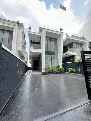 5bdrm Duplex in Aha Lekki, Ajah for sale