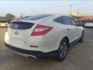 Honda Accord Crosstour EX-L w/Navigation 2015 White