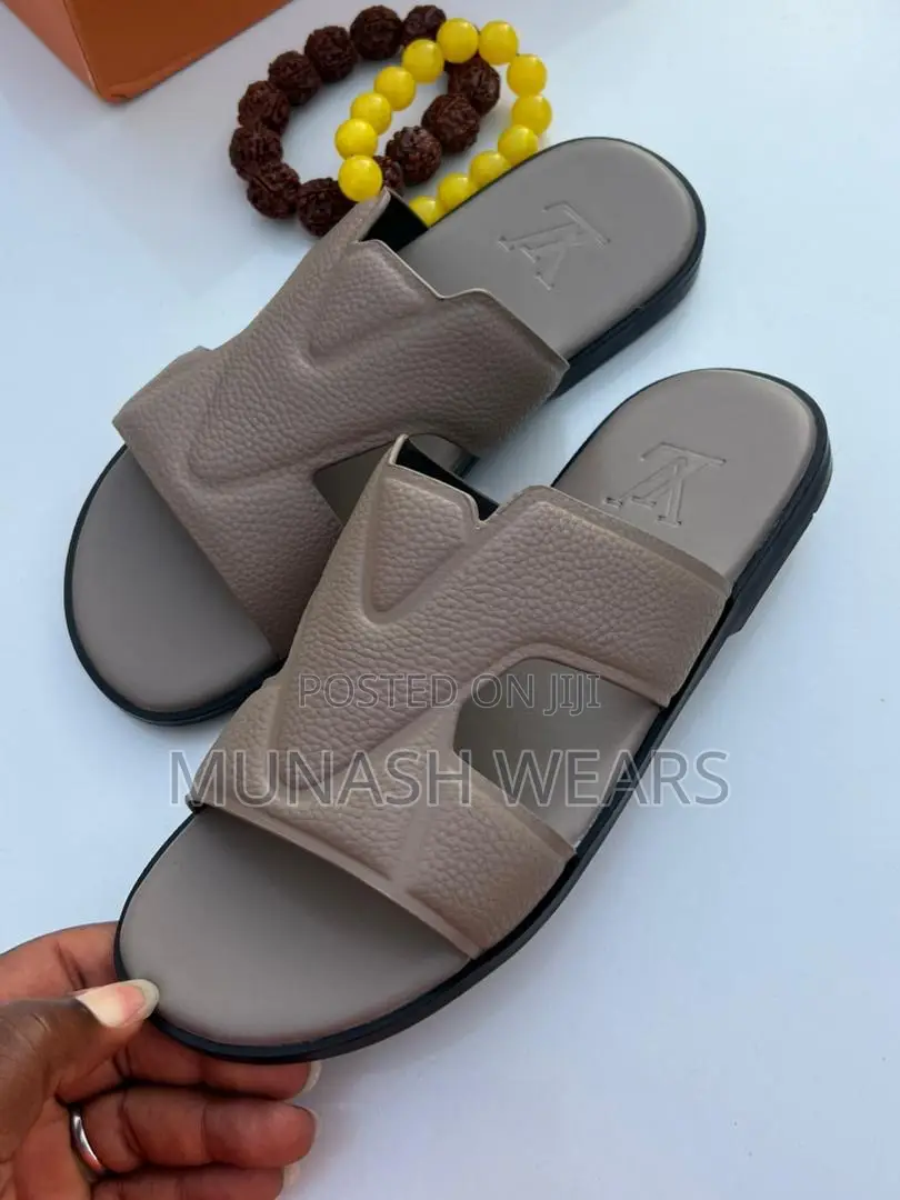 Louis Vuitton Classic Slipers