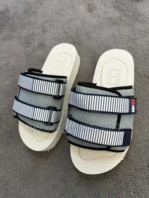 Tommy Classic Slide