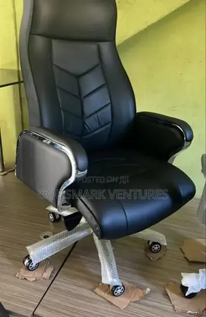 Executive Office Chair (Boss Office Product)