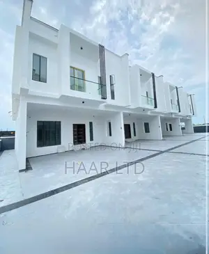 4bdrm Duplex in Lekki Phase 2 for rent