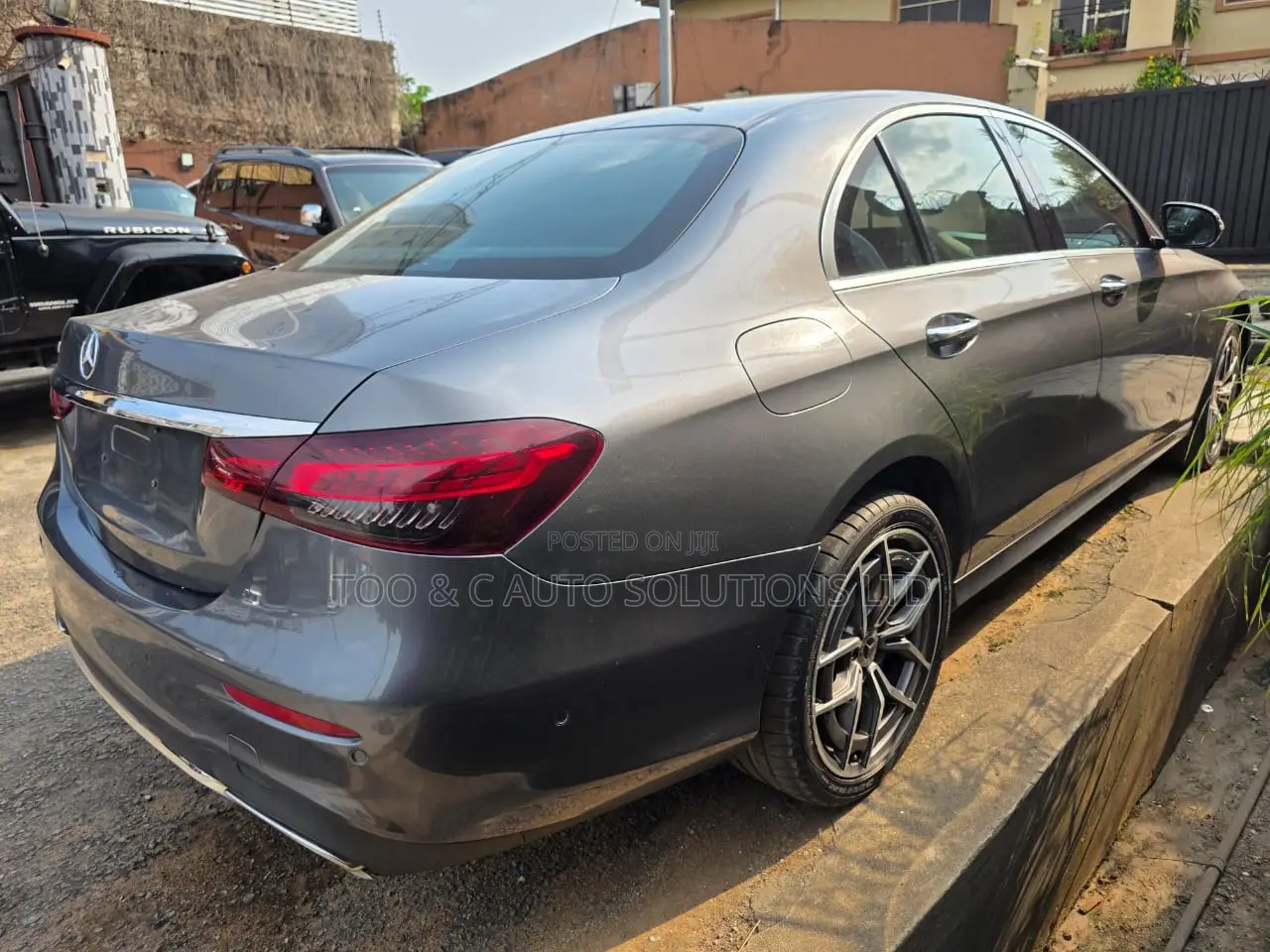 Mercedes-Benz E350 2023 Gray