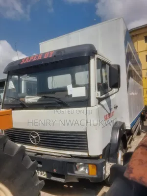 Benz 1117 Box Truck Foreign Used