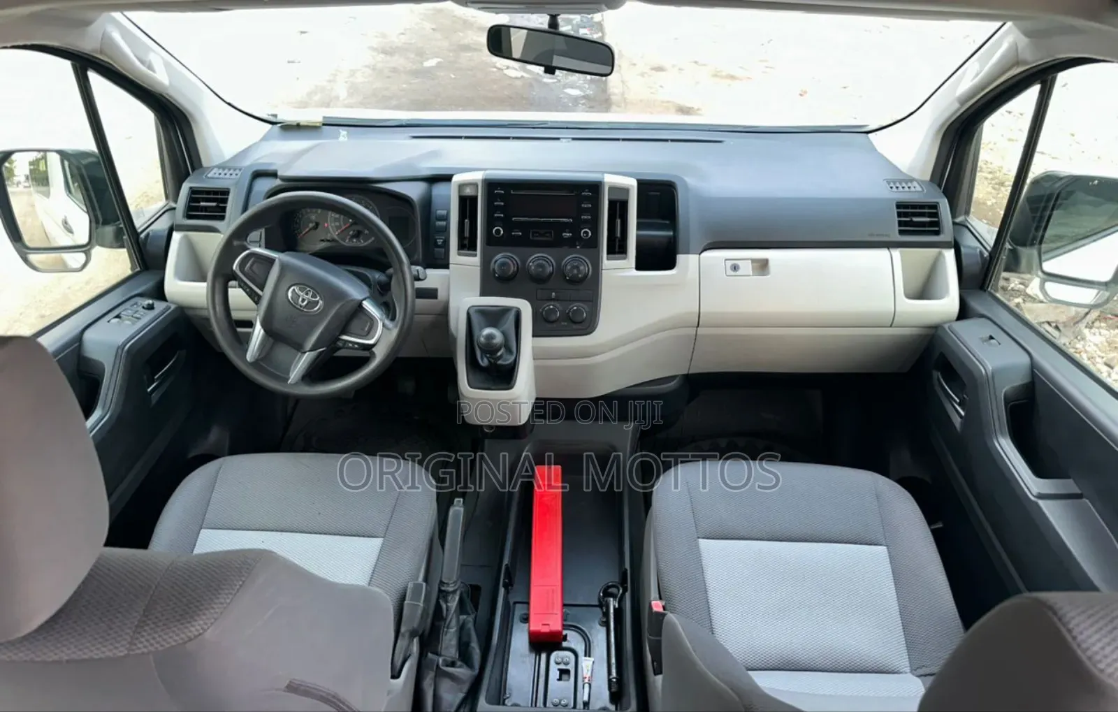 Toyota HiAce 2020 White