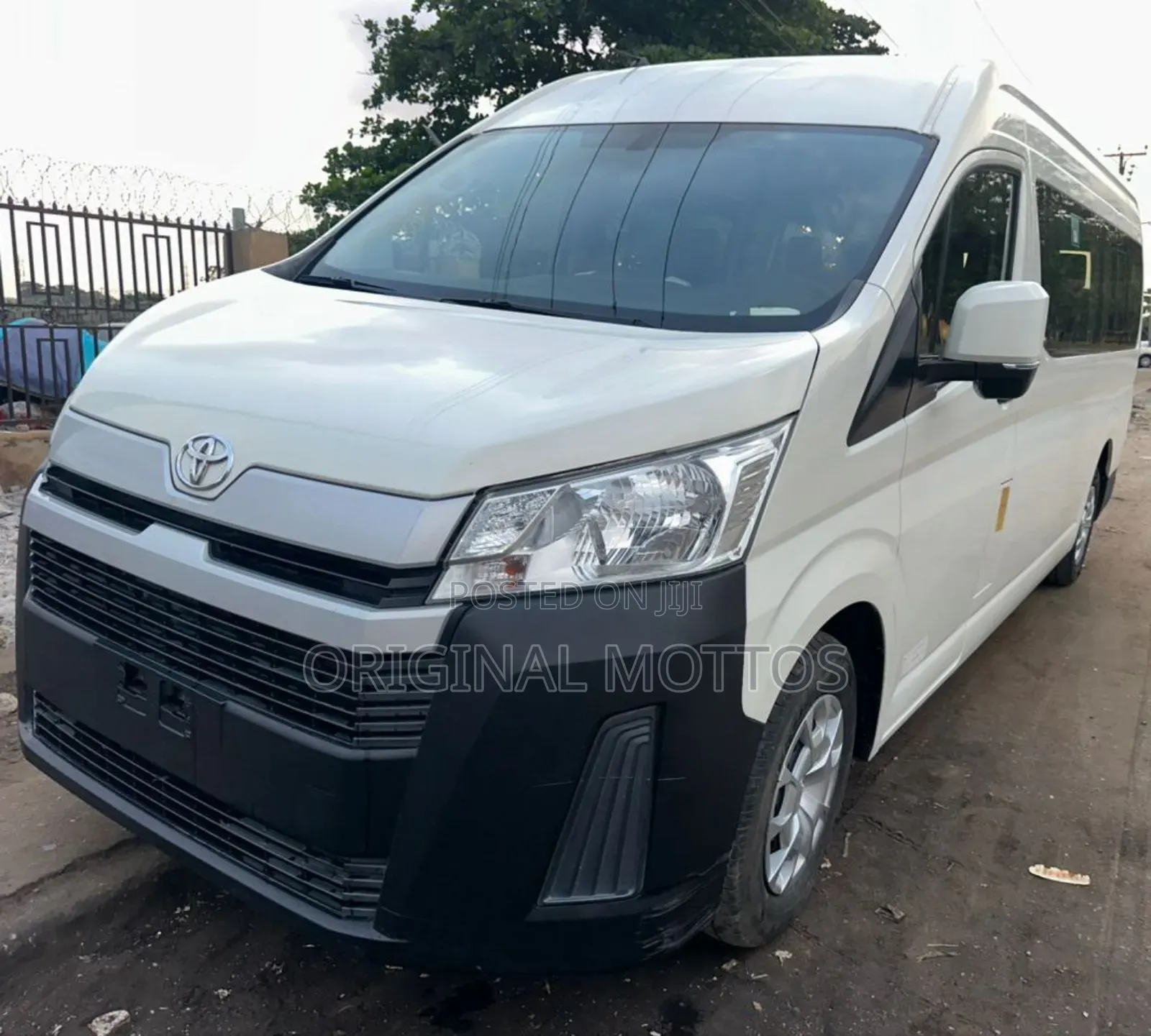 Toyota HiAce 2020 White