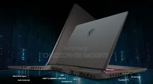 Laptop MSI Vector 17 HX AI A2XWJG 32GB Intel Core I9 SSD 1T