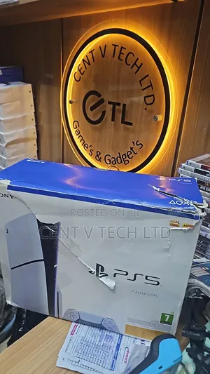 Playstations 5 Slim With 7 Games
