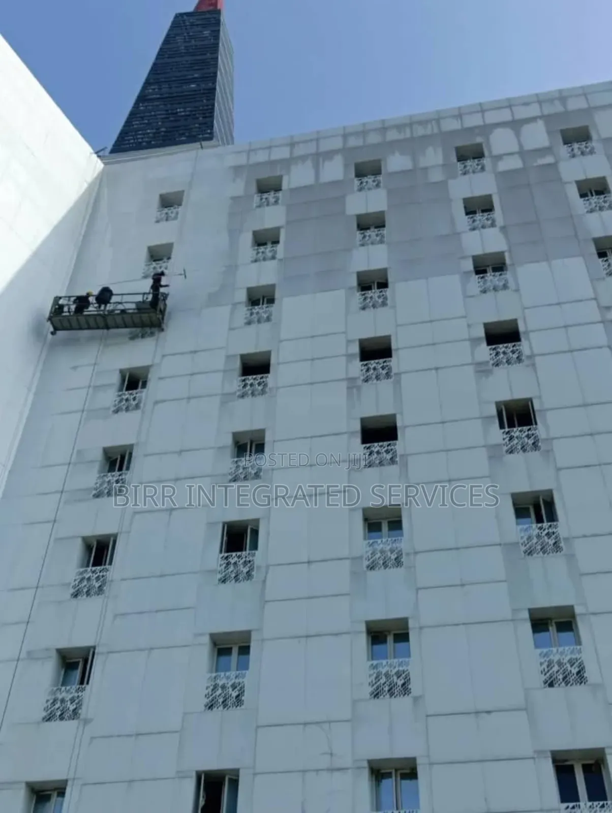 High-rise Facade Cleaning