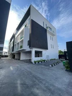 4bdrm Duplex in Off Ago-Palace Way for sale