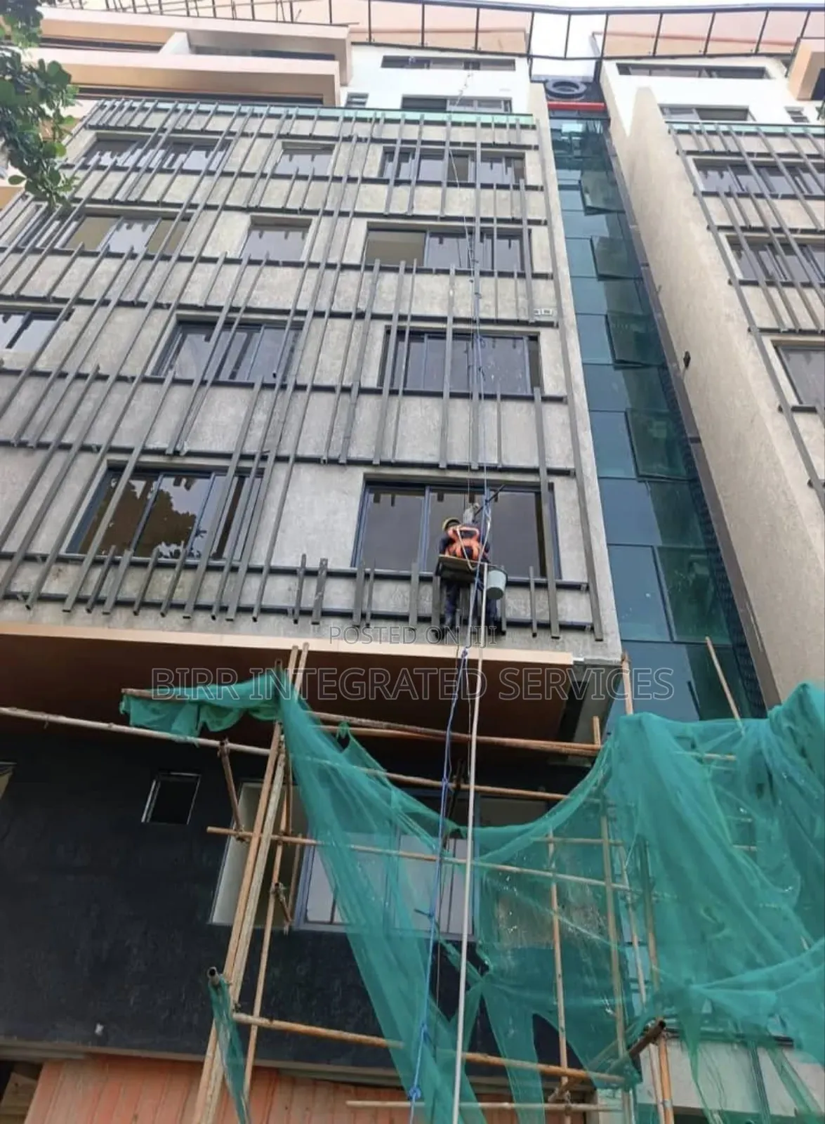 High-rise Facade Cleaning