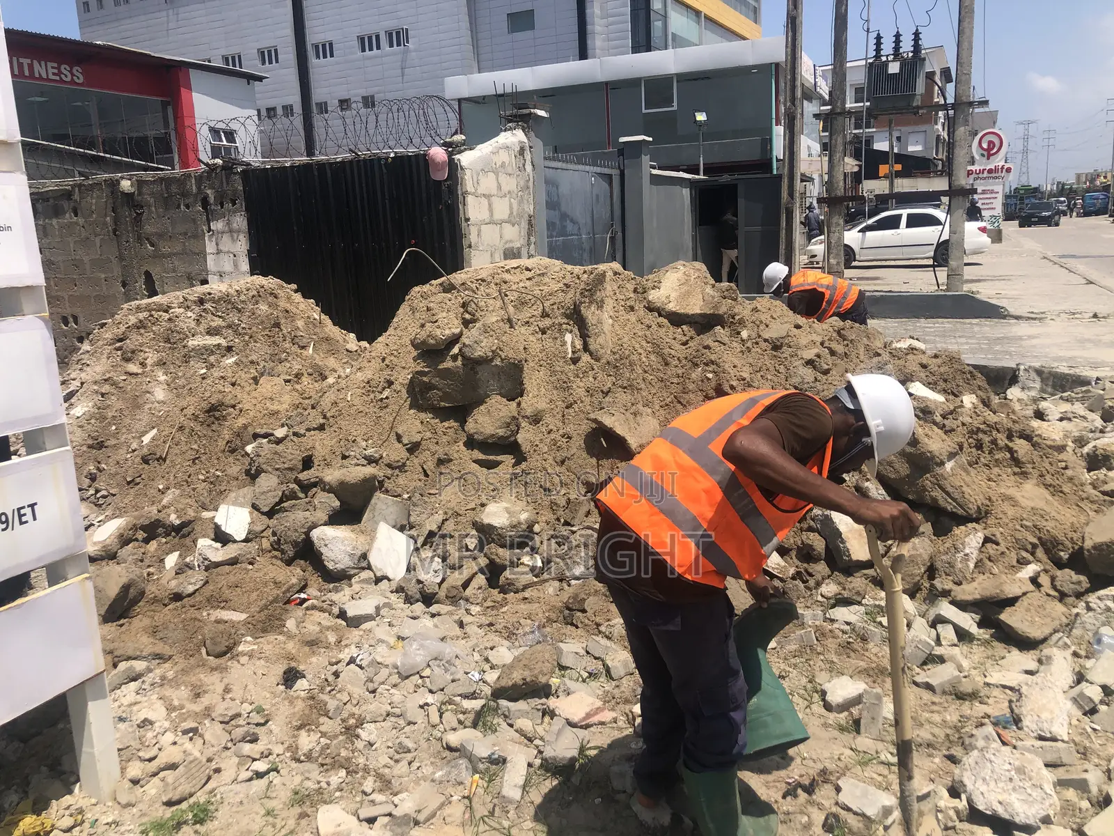 Building Contractors